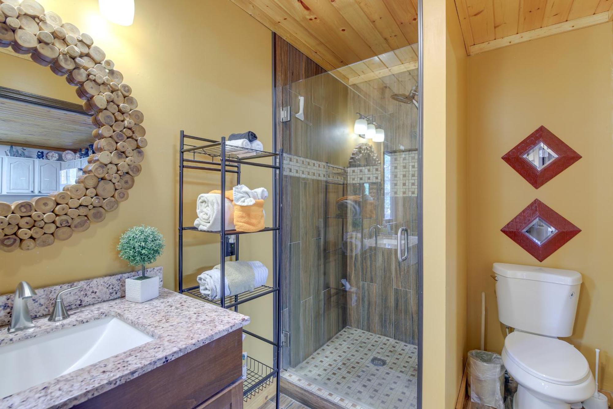 Above And Beyond With Prime Views! Holiday home Pigeon Forge