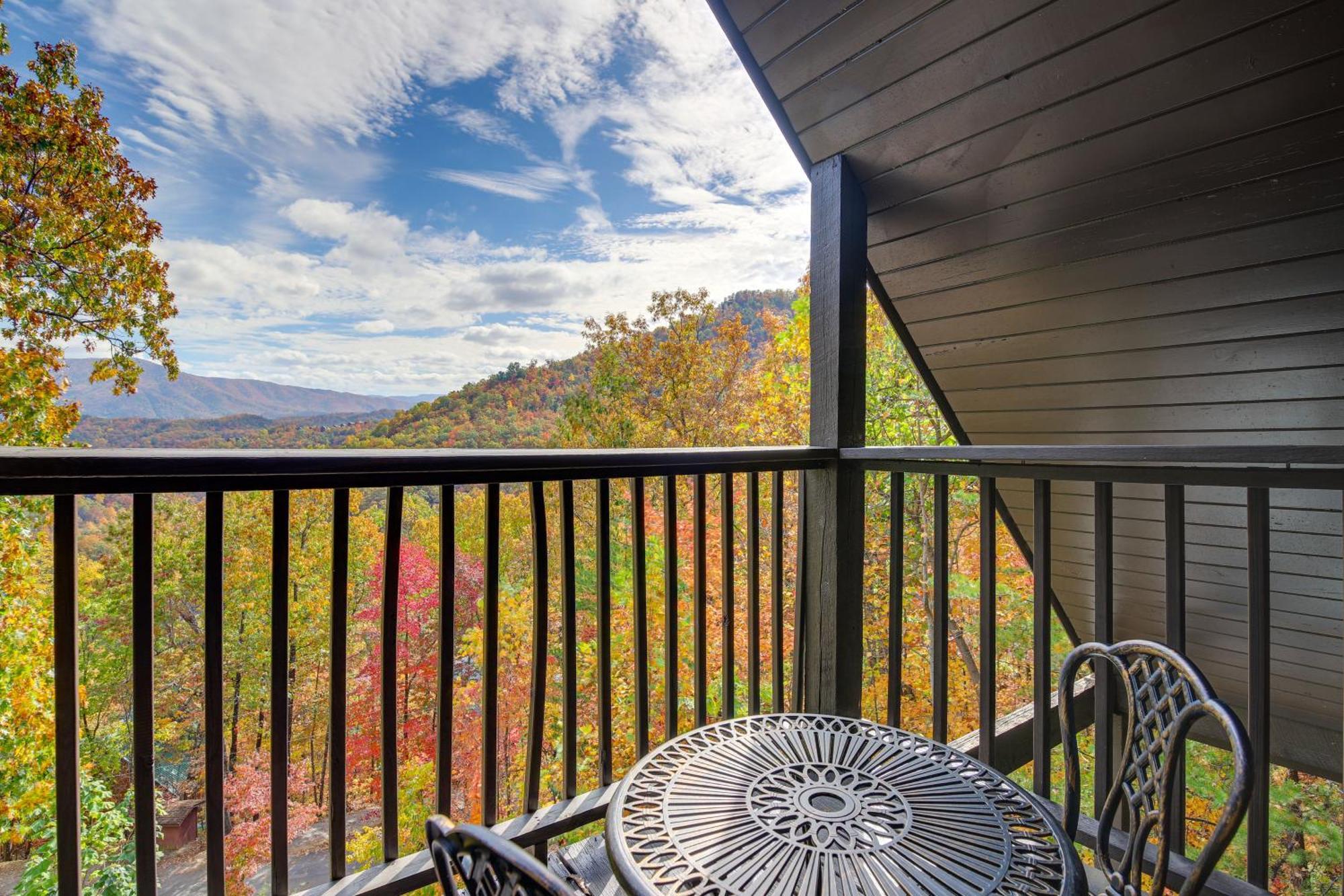 Holiday home Above And Beyond With Prime Views! Pigeon Forge